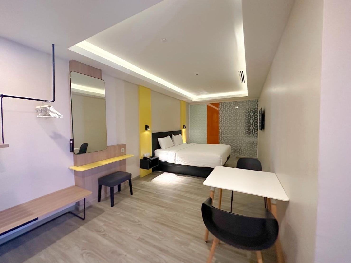 Hotel Z Zpaze Bangkok Exterior photo
